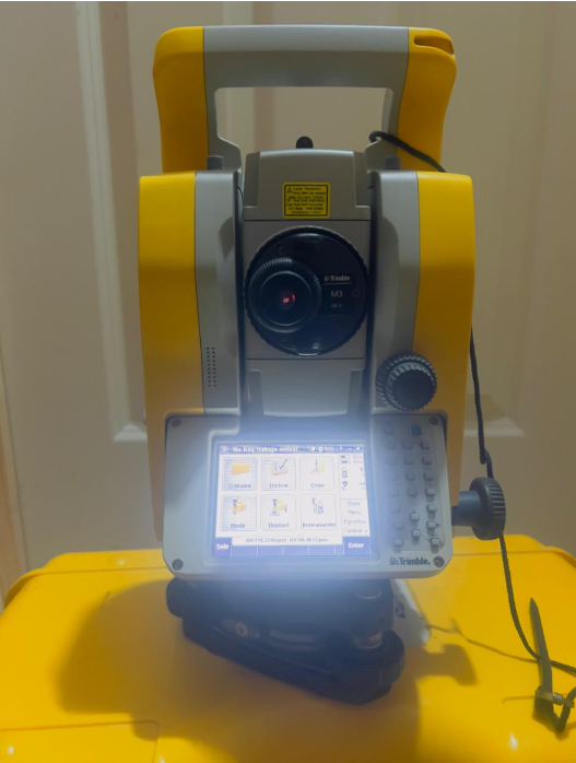 Estación Total trimble m3